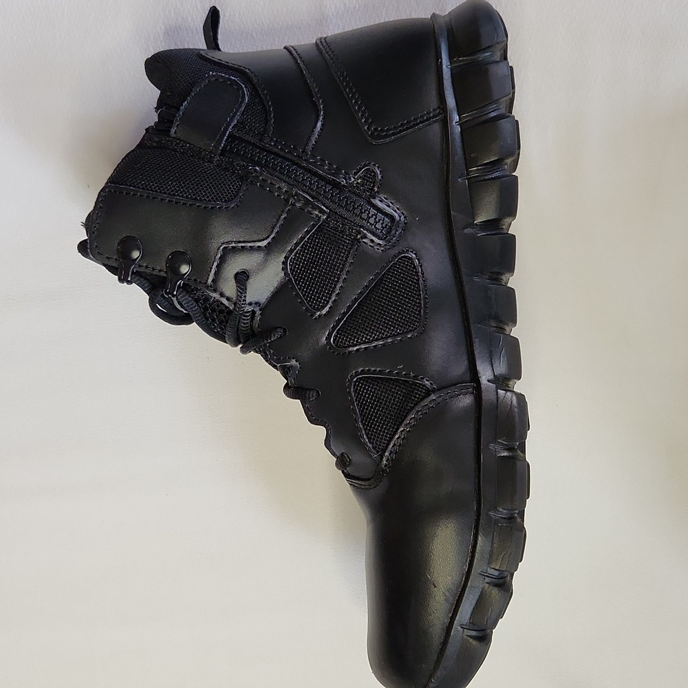 Tactical Boots - Picture 2 of 9